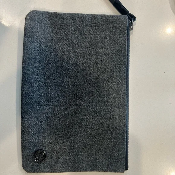 Lululemon Athletica Gray and Black Tote with matching small clutch - Picture 4 of 11